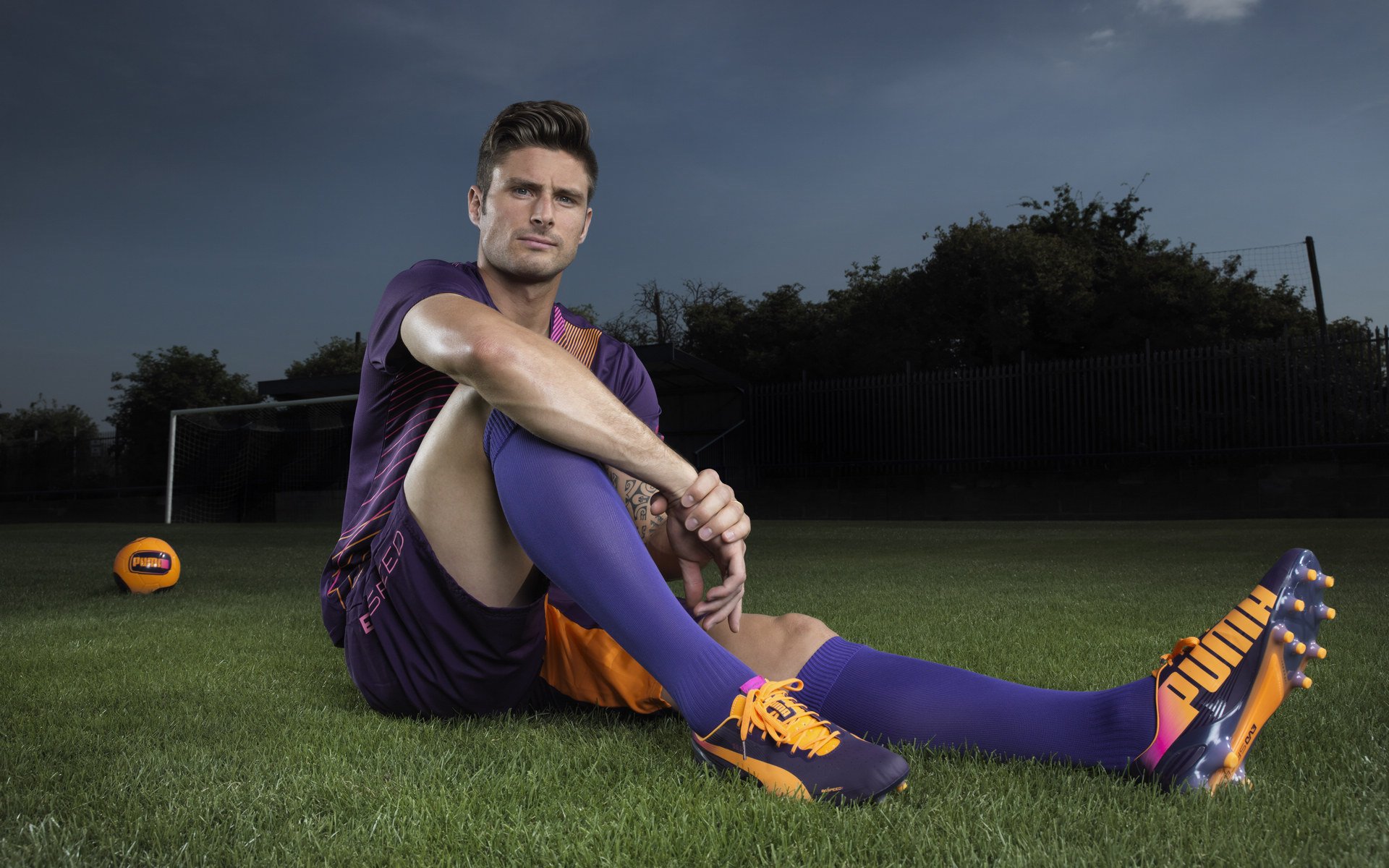 中超末轮观赛指南！海港三种方式可夺冠，申花翻盘仅剩一条路，中超申花海港直播